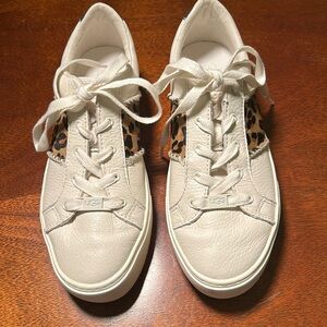 UGG tennis shoes size 8 with leopard trim